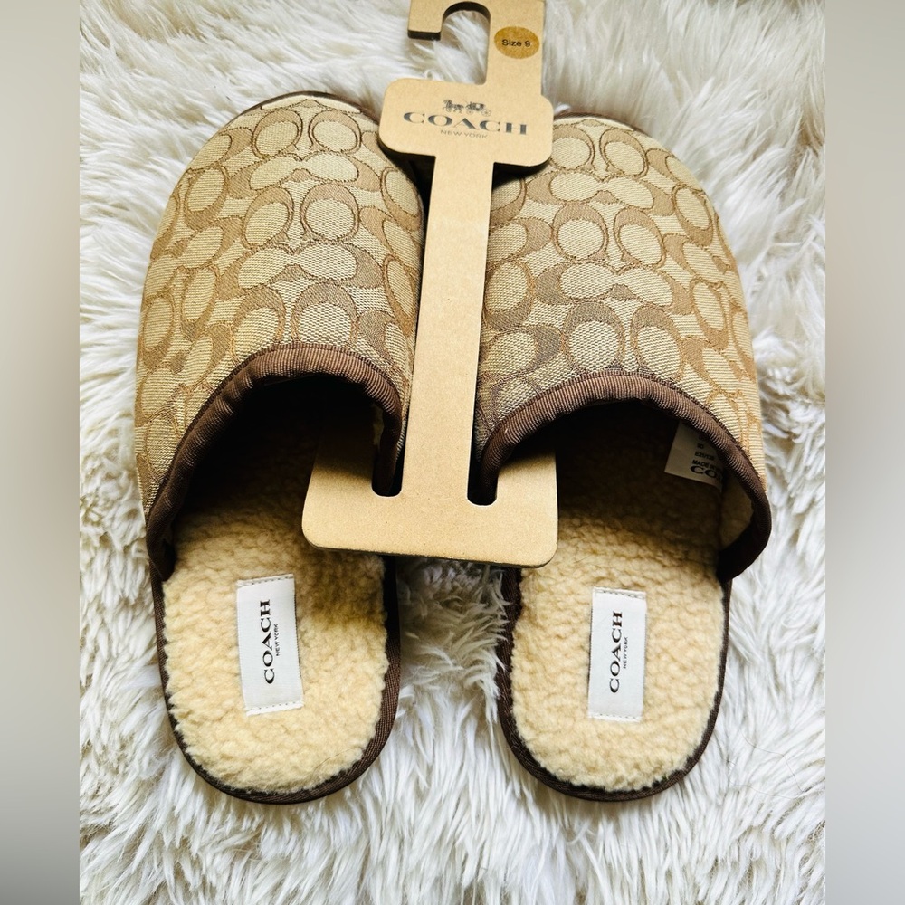 COACH Men’s slippers size 9 new with tags